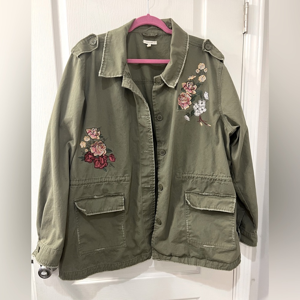 Maurice’s embroidered floral army jacket plus size 3